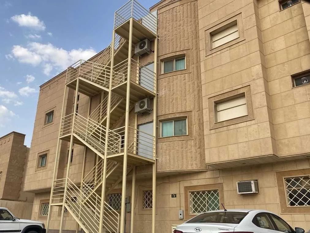 الابتكار المتقدم للمظلات والسواتر وجميع اعمال الحدادة